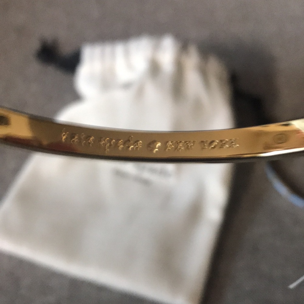 Kate Spade coral Spot Spade Bangle Bracelet - Picture 2 of 5